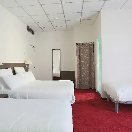 Ξενοδοχείο Annexe 3*
