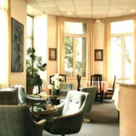 Otel Annexe 3*